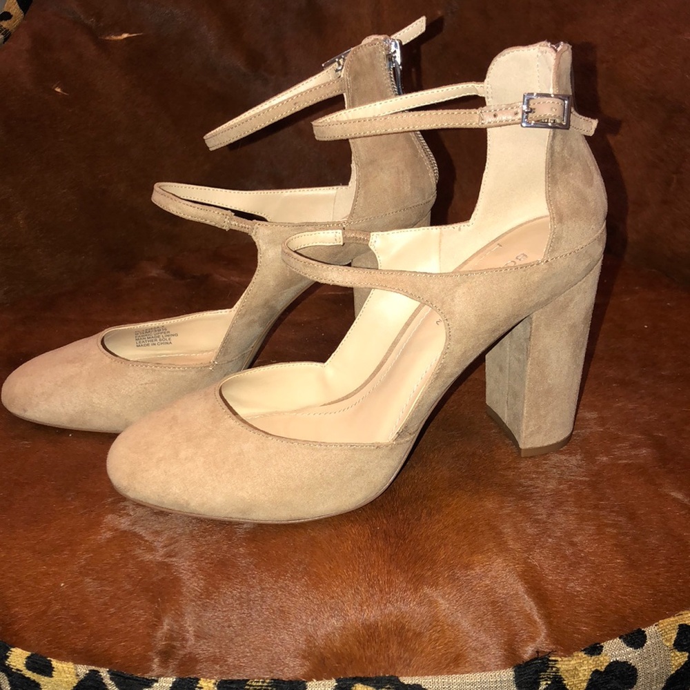NWOT BCBGeneration Heels